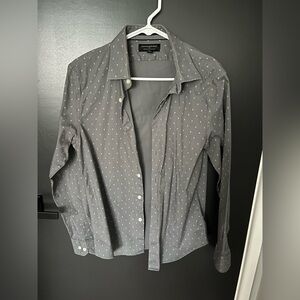 Banana Republic Men's Gray Shirt with Small White Design